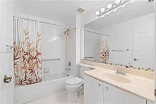 7647 Southampton Terrace, Tamarac, FL 33321 - Photo 22