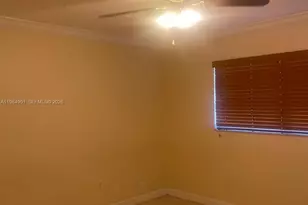 8600 SW 109th Ave, Miami, FL 33173 - Photo 10