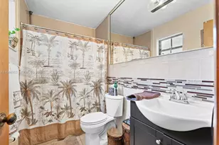 13811 SW 14th St, Miami, FL 33184 - Photo 20