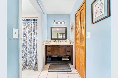 13811 SW 14th St, Miami, FL 33184 - Photo 14