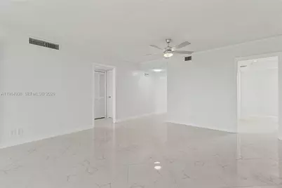 3970 Oaks Clubhouse Dr #407, Pompano Beach, FL 33069 - Photo 20