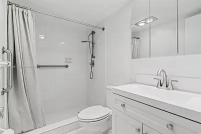 3970 Oaks Clubhouse Dr #407, Pompano Beach, FL 33069 - Photo 12