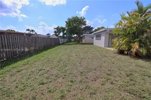11820 Sheridan St, Pembroke Pines, FL 33026 - Photo 22