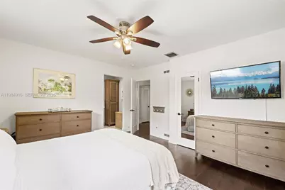 9880 NE 9th Ave, Miami Shores, FL 33138 - Photo 24