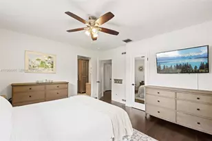 9880 NE 9th Ave, Miami Shores, FL 33138 - Photo 24