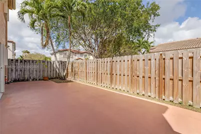 16323 SW 97th St, Miami, FL 33196 - Photo 20