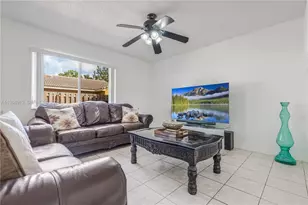 16323 SW 97th St, Miami, FL 33196 - Photo 6