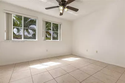 16323 SW 97th St, Miami, FL 33196 - Photo 18