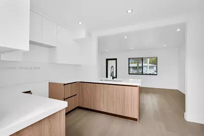 1830 NW 135th St, Miami, FL 33167 - Photo 26