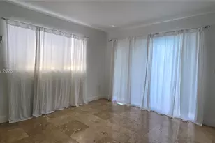 2185 NE 123rd St, North Miami, FL 33181 - Photo 22