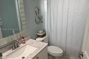 13154 NW 11th St, Pembroke Pines, FL 33028 - Photo 28