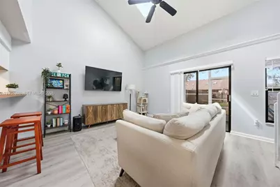 2738 Tally Ho Ave, Orlando, FL 32828 - Photo 2