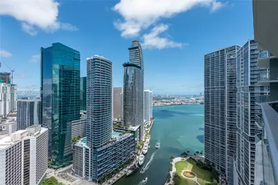 77 SE 5th Street #4004, Miami, FL 33131 - Photo 2