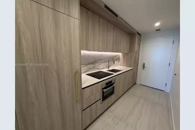 77 SE 5th Street #4004, Miami, FL 33131 - Photo 4