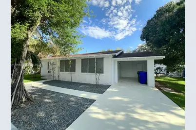 2400 NW 15th St, Miami, FL 33125 - Photo 2