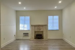 2400 NW 15th St, Miami, FL 33125 - Photo 8