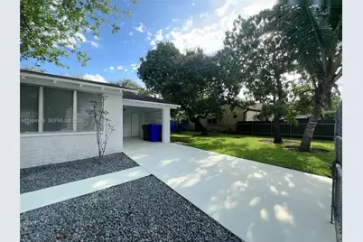 2400 NW 15th St, Miami, FL 33125 - Photo 18