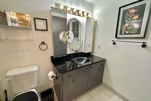 3850 Washington St, Hollywood, FL 33021 - Photo 16