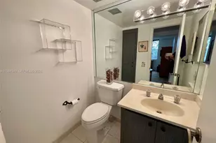 3850 Washington St, Hollywood, FL 33021 - Photo 12