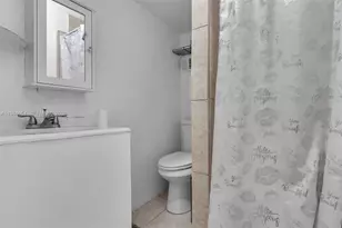 2490 NW 59th St, Miami, FL 33142 - Photo 22