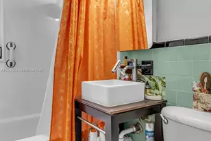 2490 NW 59th St, Miami, FL 33142 - Photo 16