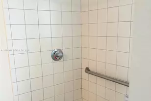 1551 NW 36th St, Miami, FL 33142 - Photo 12