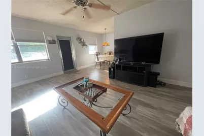 279 Markham M #M, Deerfield Beach, FL 33442 - Photo 16