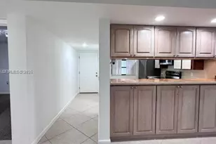 1703 Whitehall Dr, Davie, FL 33324 - Photo 4