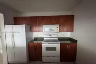 1200 Brickell Bay Dr, Miami, FL 33131 - Photo 6