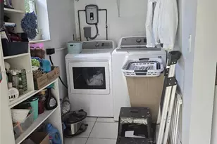 2321 N 57th Ave, Hollywood, FL 33021 - Photo 16