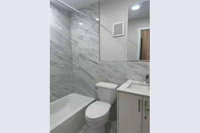 6708 NW 188th Ter, Hialeah, FL 33015 - Photo 10