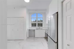 3001 NE 185th St, Aventura, FL 33180 - Photo 8
