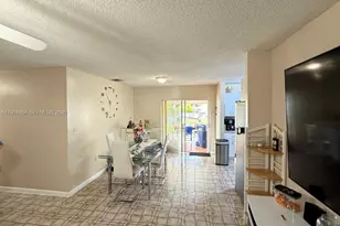 15331 SW 303rd St, Homestead, FL 33033 - Photo 10