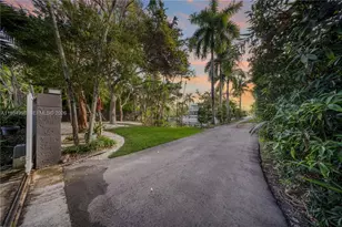 5981 SW 136th St, Pinecrest, FL 33156 - Photo 50