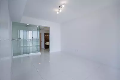 2020 N Bayshore Dr #2204, Miami, FL 33137 - Photo 10