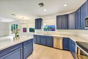 4202 Bahia Isle Cir, Wellington, FL 33449 - Photo 4
