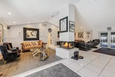 5431 SW 109th Ave, Davie, FL 33328 - Photo 8