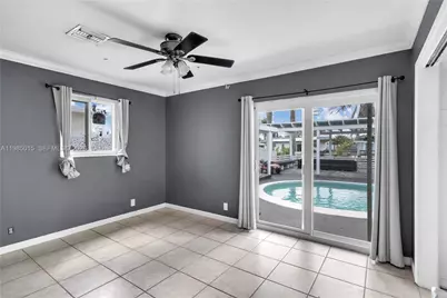 5730 SW 55th St, Davie, FL 33314 - Photo 12