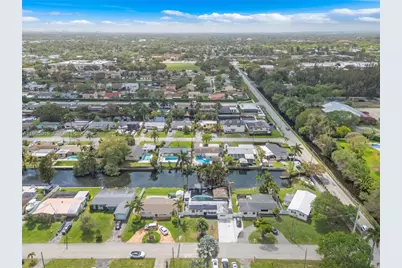 5730 SW 55th St, Davie, FL 33314 - Photo 36