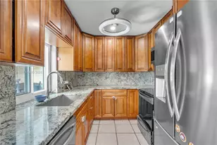 5730 SW 55th St, Davie, FL 33314 - Photo 8