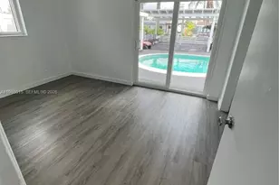 5730 SW 55th St, Davie, FL 33314 - Photo 8