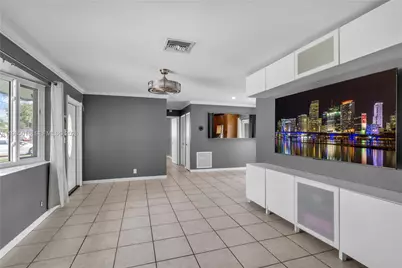 5730 SW 55th St, Davie, FL 33314 - Photo 6