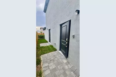 19479 SW 340th St #2, Homestead, FL 33034 - Photo 2