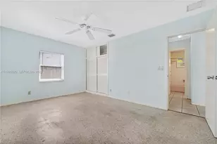 340 SE 4th St, Deerfield Beach, FL 33441 - Photo 18