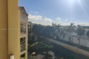 8290 Lake Dr, Doral, FL 33166 - Photo 14