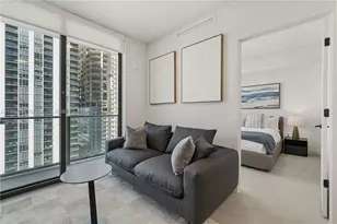 121 NE 5th St, Miami, FL 33132 - Photo 8