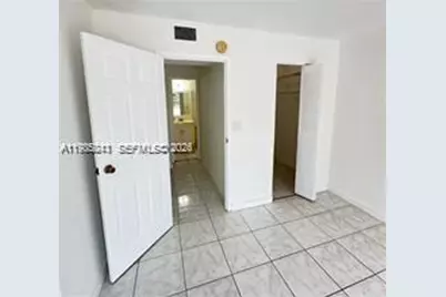 16950 W Dixie Hwy A128 Hwy #A128, North Miami Beach, FL 33160 - Photo 10