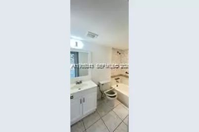 16950 W Dixie Hwy A128 Hwy #A128, North Miami Beach, FL 33160 - Photo 8