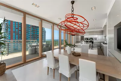 800 S Pointe Dr #901, Miami Beach, FL 33139 - Photo 4