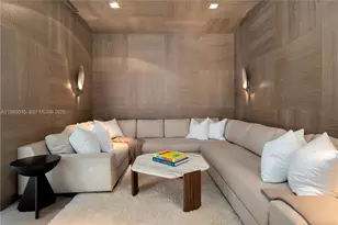 800 South Pointe Dr, Miami Beach, FL 33139 - Photo 12